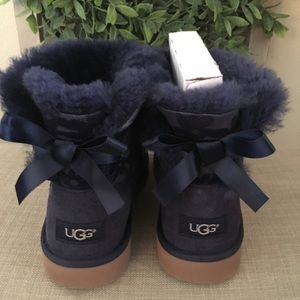 Ugg Bailey Bow Flowers Boots